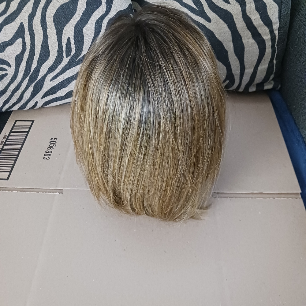 Brown Ombre Women's Wig - Picture 3 of 5